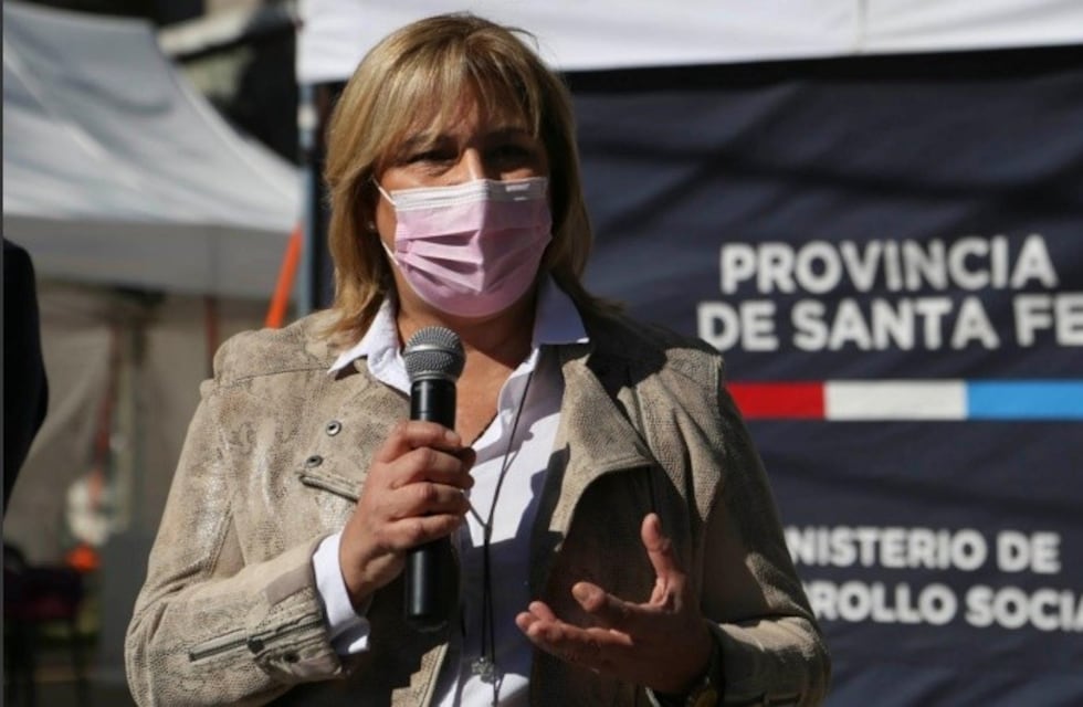 “Están conviviendo la cepa Delta y Ómicron, y eso genera mayor peligrosidad”, dijo la Ministra de Salud de Santa Fe