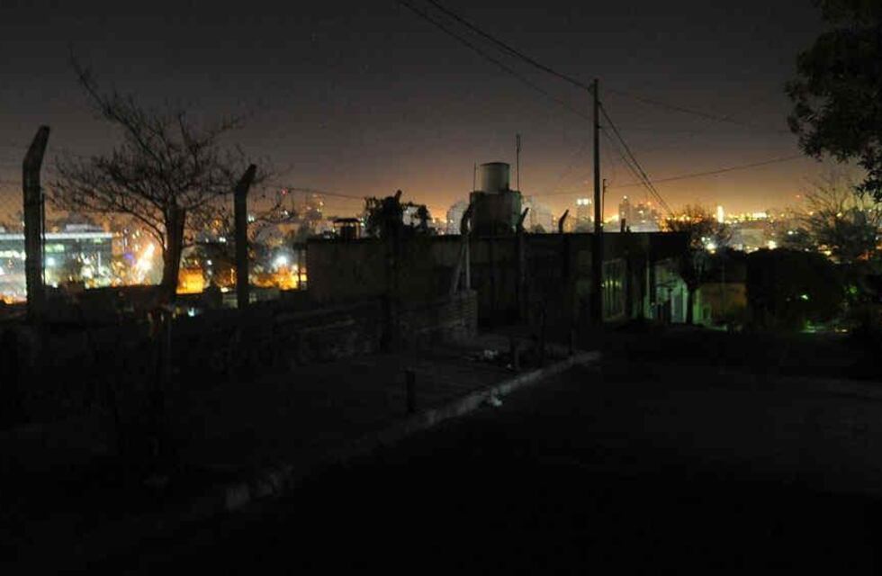 Encontraron a un hombre muerto en plena ciudad de Córdoba: investigan qué ocurrió