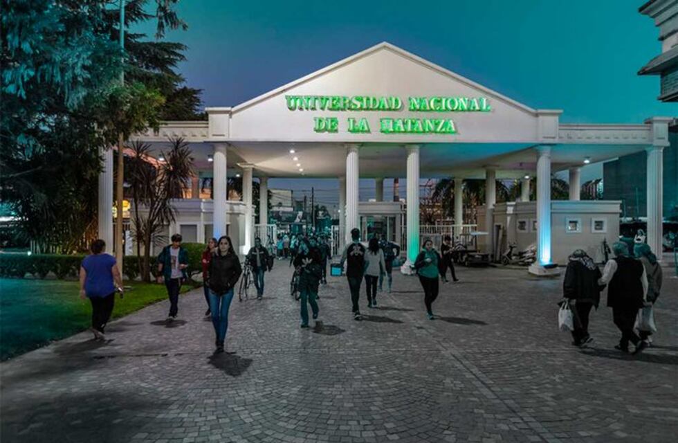 Pase sanitario: cuáles son las universidades que se adhirieron a la medida