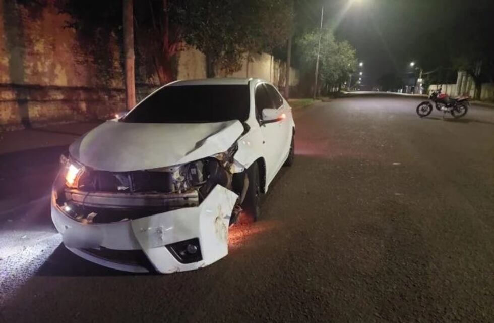 Dos conductores con heridas leves tras un siniestro vial en Posadas