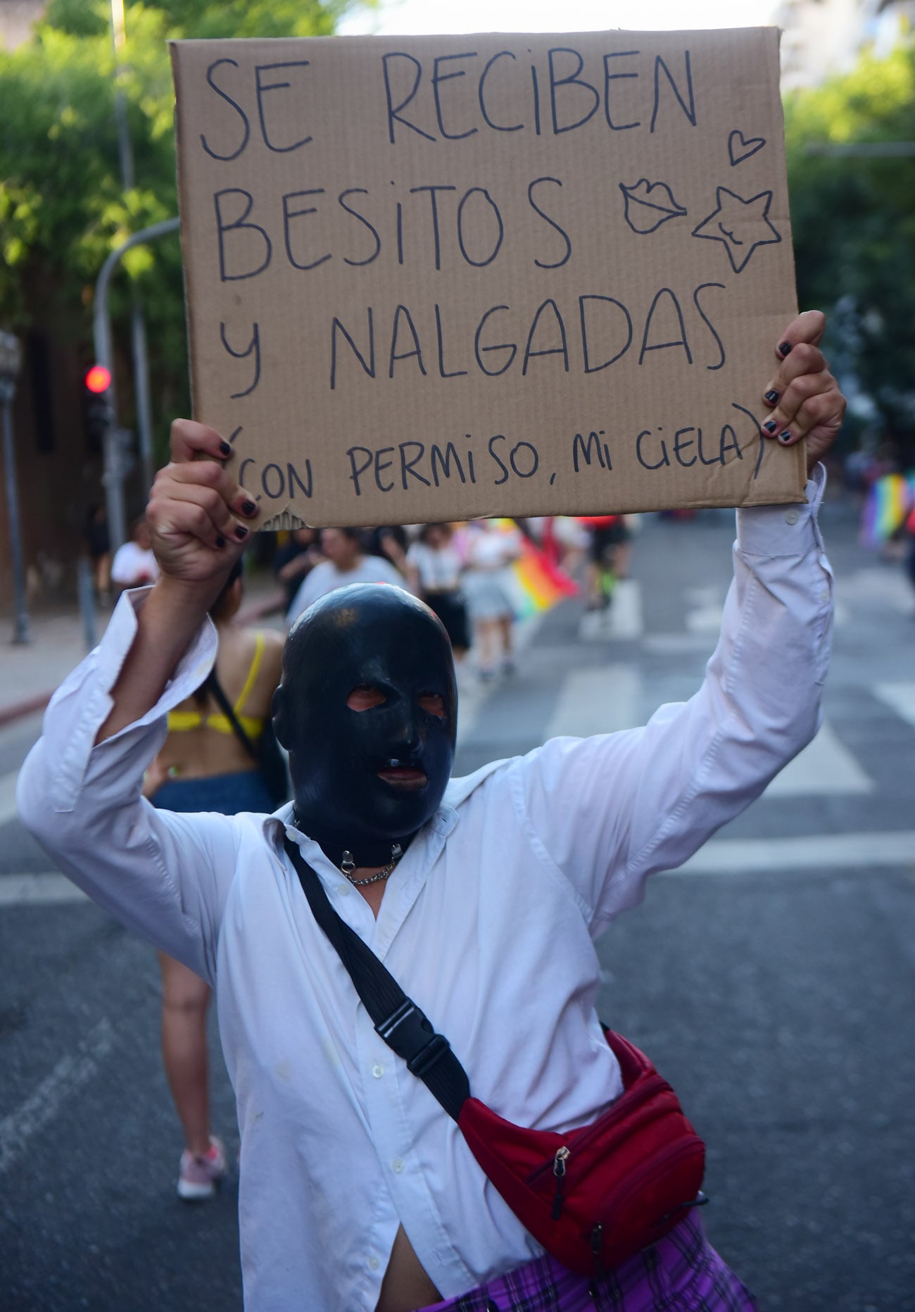 Marcha del Orgullo por las calles de Córdoba.  (Nicolás Bravo / La Voz)