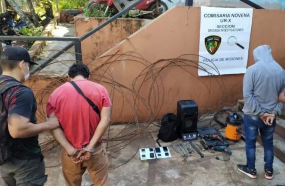 Dos jóvenes detenidos y elementos recuperados en Posadas
