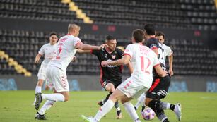 Adrián Martínez, delantero de Instituto, que enfrentó a Huracán en Santa Fe, por la Copa Argentina. (Prensa Instituto)