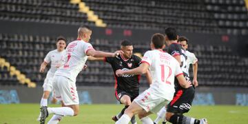 Adrián Martínez, delantero de Instituto, que enfrentó a Huracán en Santa Fe, por la Copa Argentina. (Prensa Instituto)