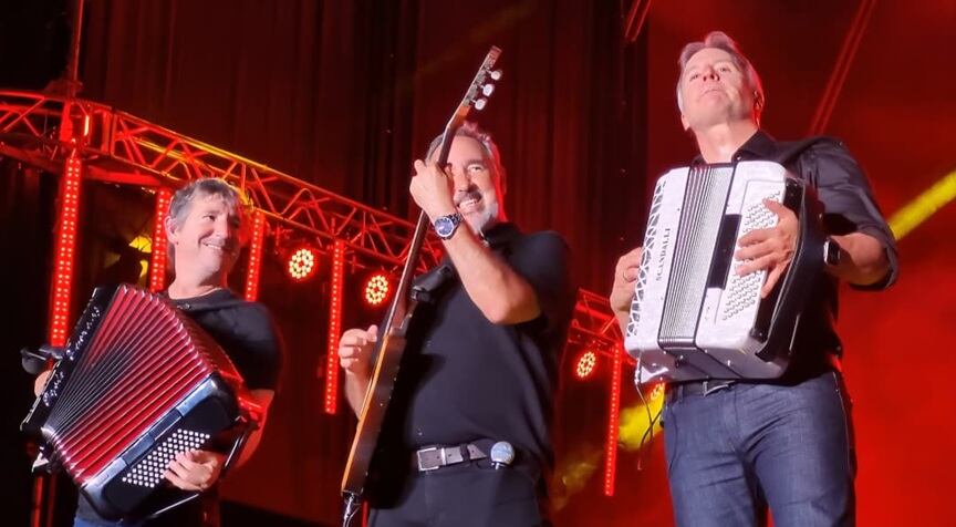 La 56ª edición del Festival Nacional de la Música del Litoral convocó a miles de personas en el Parque La Cantera.