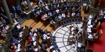 La Legislatura porteña eliminió el impuesto a las tarjetas.