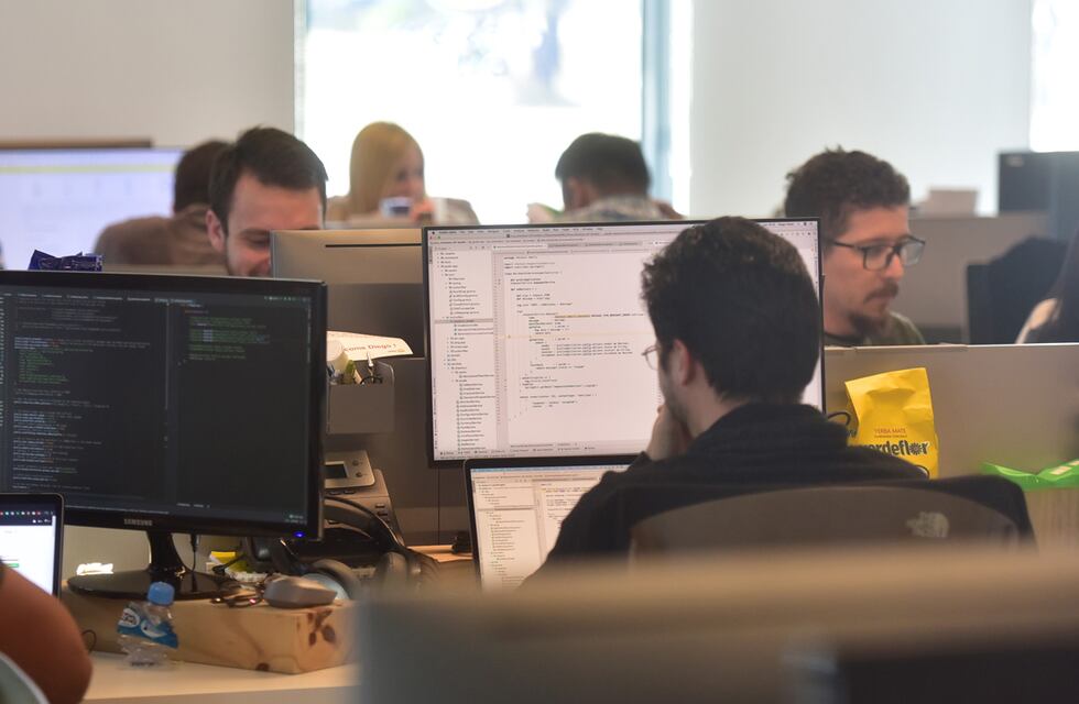 Filtran los datos de Mercado Libre y Mercado Pago de 300 mil usuarios: cómo mantener tu cuenta segura