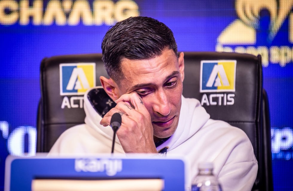 Ángel Di María se emocionó hasta las lágrimas en su regreso a Rosario Central: “Quise antes y no se pudo”
