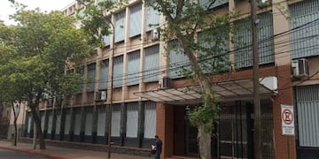 Tensión en el Instituto Santa María de Posadas tras el regreso del estudiante implicado en un trágico accidente.