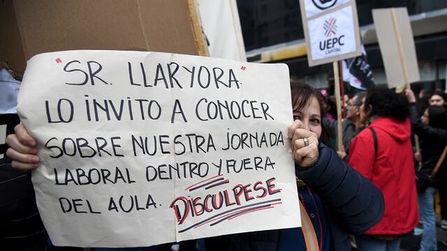 Conflicto. Segundo día de paro docente con movilización en Córdoba capital. (Ramiro Pereyra / La Voz)