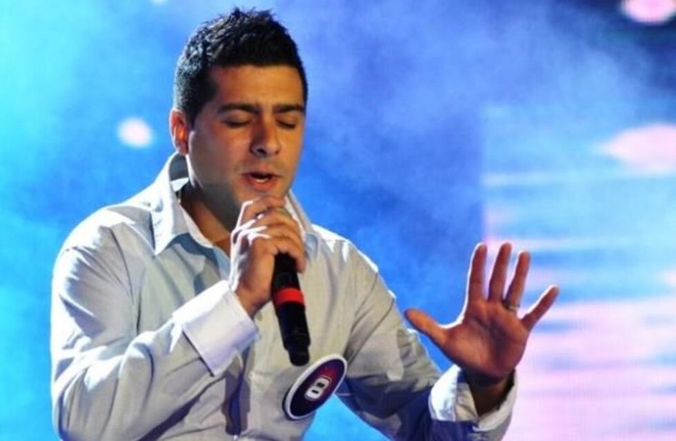 Lucas Oviedo en La Voz: alma de artista, corazón de pueblo