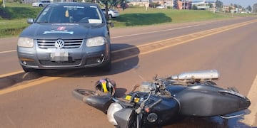 San Vicente: accidente vial dejó un saldo de un motociclista herido.