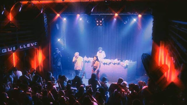 Se trata de Tomás Segovia y Macarena Gonzalez, dos artistas indie de la cultura mendocina