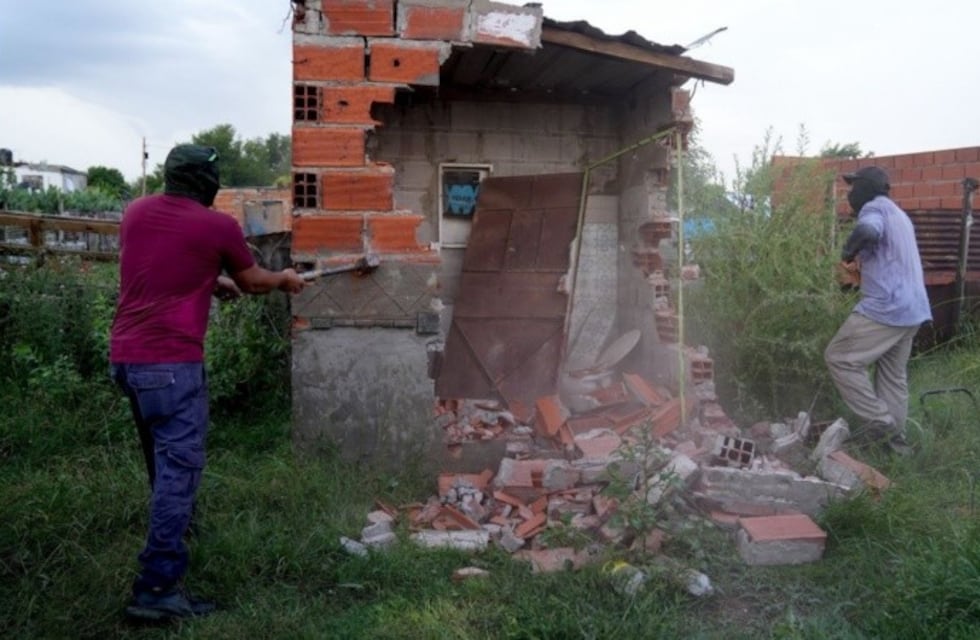 Cuatro detenidos y un nuevo búnker derribado en Rosario