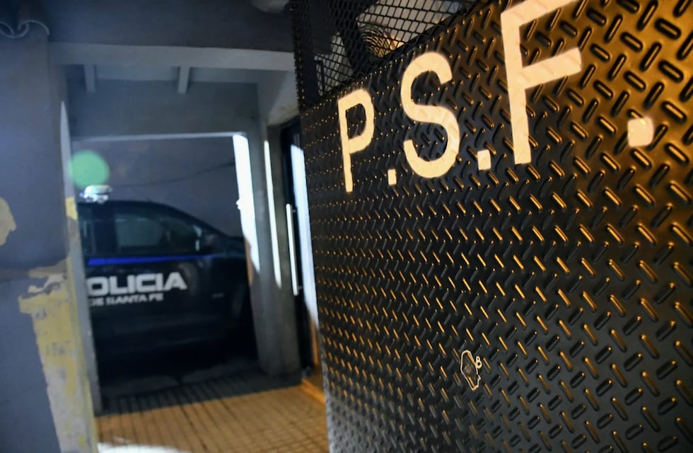 Nueva balacera y amenazas contra una Comisaría tras cambios en la jefatura policial de Rosario