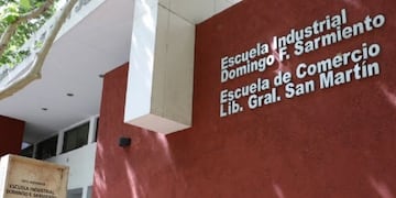 Este año no solo en el edificio de las escuelas Industrial y de Comercio se tomarán los exámanes de ingreso a los colegios preuniversitarios, sino en cuatro establecimientos más.
