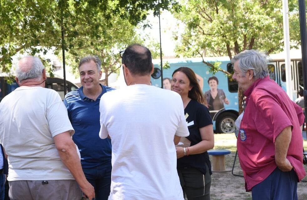El Intendente visitó Rafaela en Acción en la Plaza José Hernández
