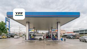 Cargar nafta de madrugada será más barato: qué horarios conviene.