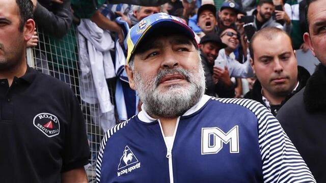 Un hombre habría robado un reloj de Diego Maradona.