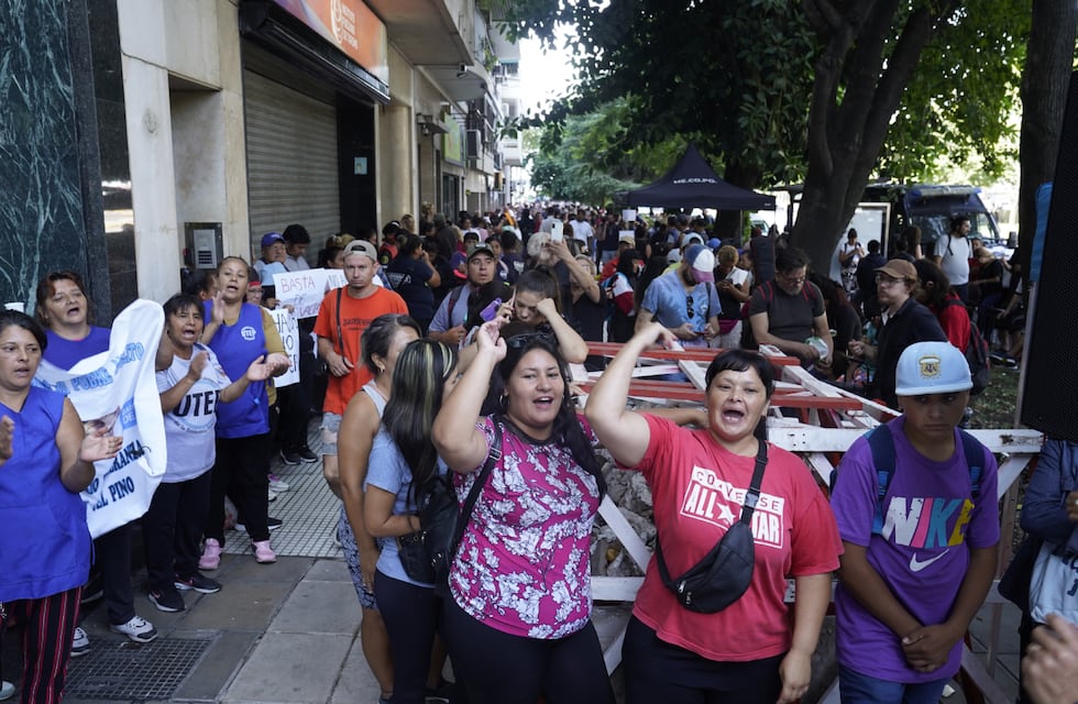La CGT pedirá una actualización del salario de al menos un 85% y habrá protestas en las calles
