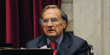 Carlos Reutemann fue operado