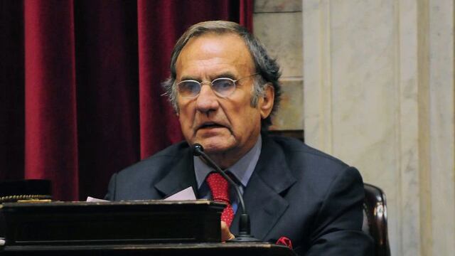 Carlos Reutemann fue operado