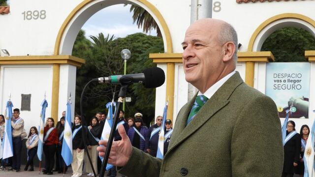 Actos por el 78° Aniversario de la Autonomía Municipal y creación del partido de Coronel de Marina Leonardo Rosales.