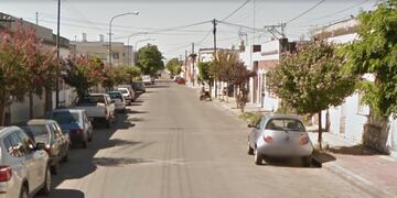 Apuñalaron a un médico en su casa