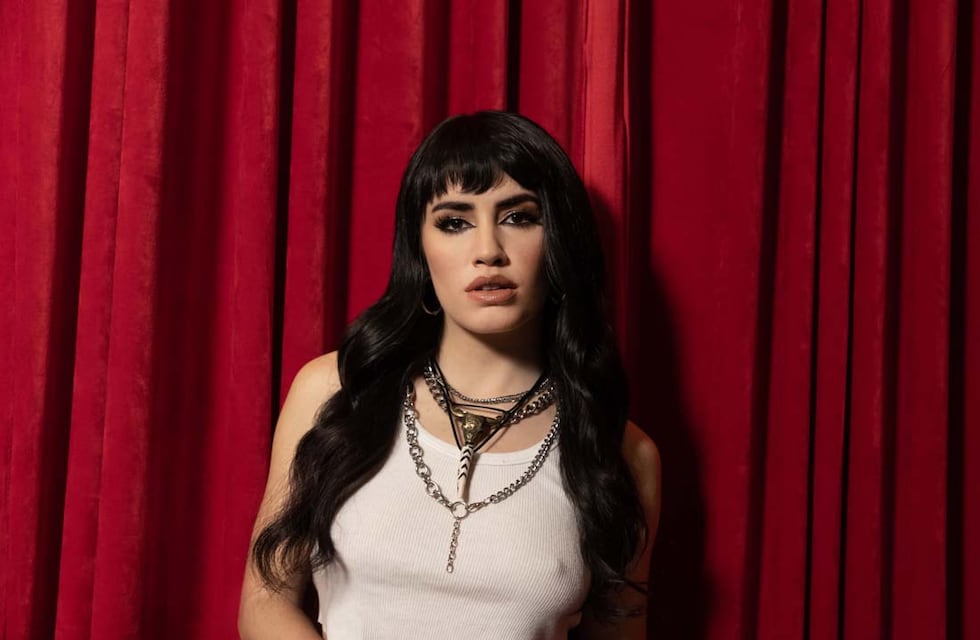 Lali Espósito mostró el detrás de escena de “N5” con Leo Sbaraglia y Verónica Llinás