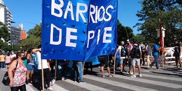Barrios de Pie marchó en Córdoba, este jueves.