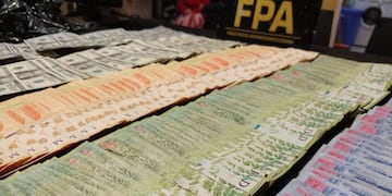 Secuestraron cocaína, diez mil dólares y más de 200 mil pesos en una vivienda  de Carlos Paz.