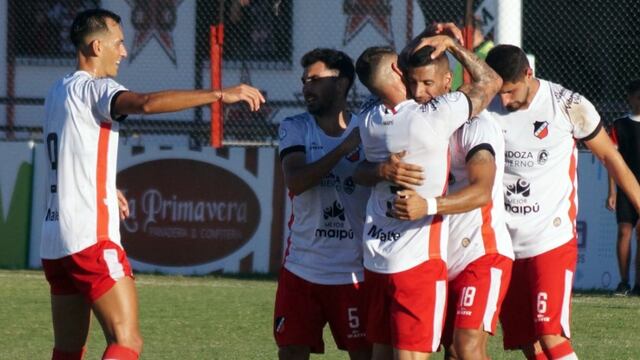 Deportivo Maipú sigue invicto en la Primera Nacional.