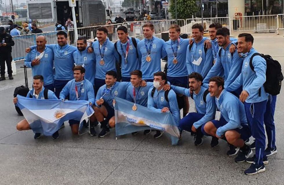 Juegos Olímpicos: Los Pumas 7s pudieron regresar al país luego de la medalla de bronce en Tokio