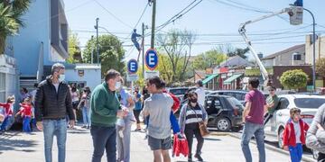 Se colocaron más de 400 de un total de 1200 nuevos artefactos proyectados en Estrada, Constitución y Los Pinares.