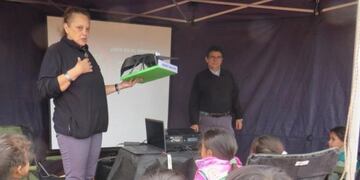 Jornada de concientización sobre dengue en Puerto Esperanza.