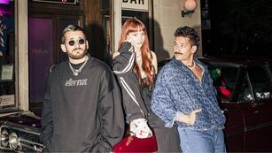 La Joaqui, Mau y Ricky