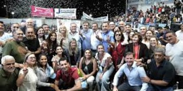 Alumnos del Comercio N.° 1 protagonizaron un ejercicio democrático en el anfiteatro San Miguel Arcángel.
