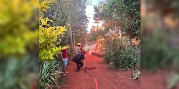 Tragedia en El Soberbio: un niño de 3 años murió en un incendio que destruyó su vivienda.