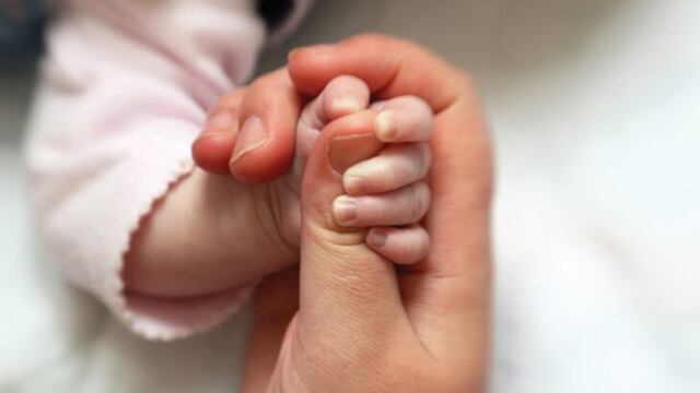 Oberá: bebé fallece en Hospital SAMIC y apartan a médicos por violencia obstétrica