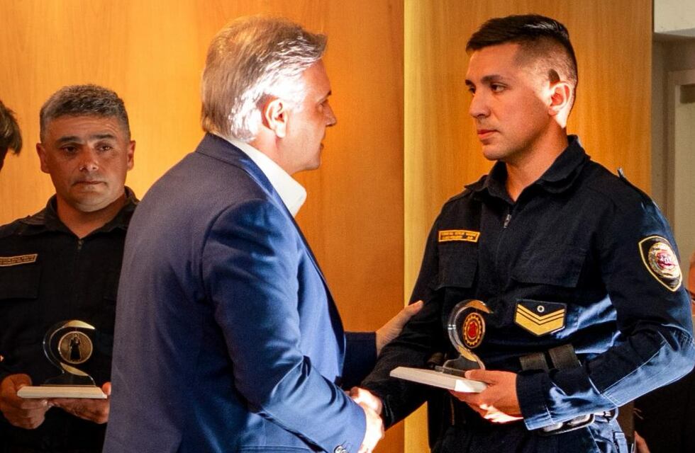 Llaryora pidió penas más duras para quienes ataquen a policías en Córdoba