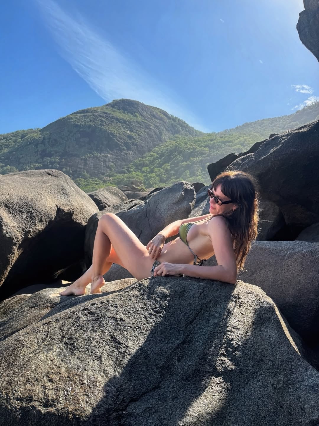 Desde Brasil, Brenda Gandini brilló con el traje de baño tendencia de la temporada y se llevó todos los likes