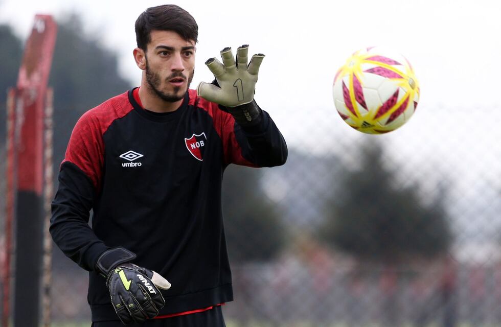 Sorpresa en Newell’s: Ramiro Macagno reemplazaría a Alan Aguerre en el arco de Newell’s frente a Gimnasia