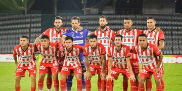 La formación de Instituto en el clásico con Racing, y que presentará cambios para jugar en Río Cuarto (La Voz).