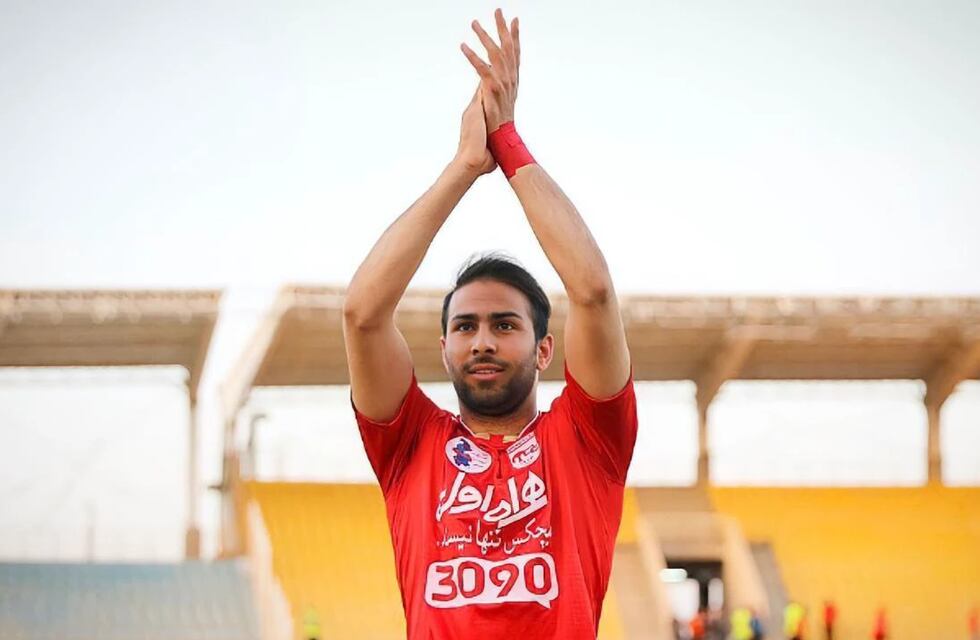 Quién es Amir Nasr-Azadani, el futbolista iraní condenado a muerte por apoyar las protestas en su país