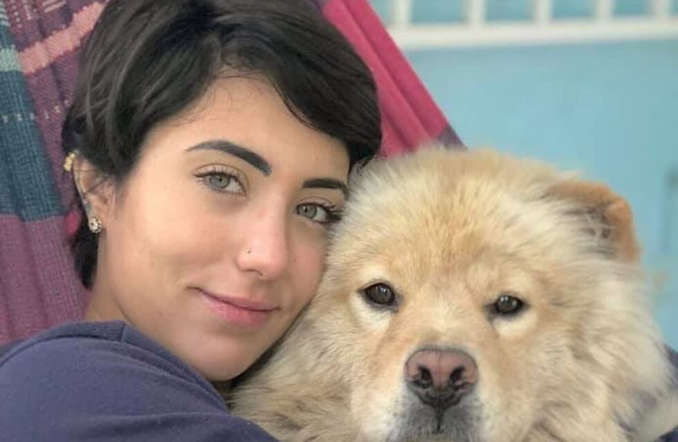 Una catamarqueña fue a Tucumán a una competencia hípica y perdió a su perra: ofrece un Iphone 8 de recompensa para recuperarla