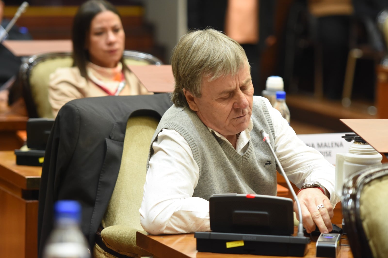 En presentación del bloque Frente Cambia Jujuy, el diputado Juan Brajcich habló en el homenaje al exgobernador Ferraro.