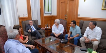 Jaldo: "Vamos a respetar los tiempos estipulados y siempre predispuestos a escuchar, dialogar y buscar lo mejor para la docencia tucumana”.