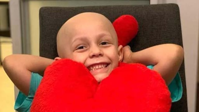 Barcelona. Le extirparon el tumor al nene oriundo de Río Cuarto (Instagram).