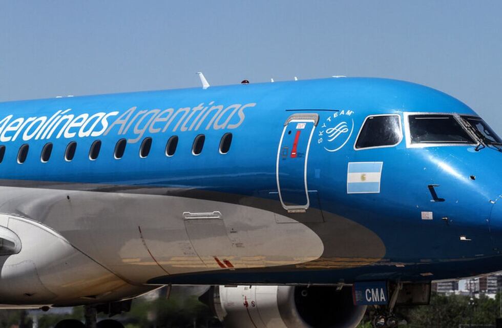 Aerolíneas Argentinas da de baja una línea que conectaba a Bahía Blanca con 5 ciudades