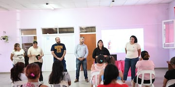 Charla para avanzar con el programa “Mi barrio más limpio”